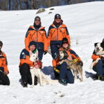 Unsere neuen Einsatzhundeführer samt Ausbilder